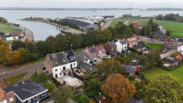 Foto - Te koop: Karaktervol wonen met uitzicht op de haven